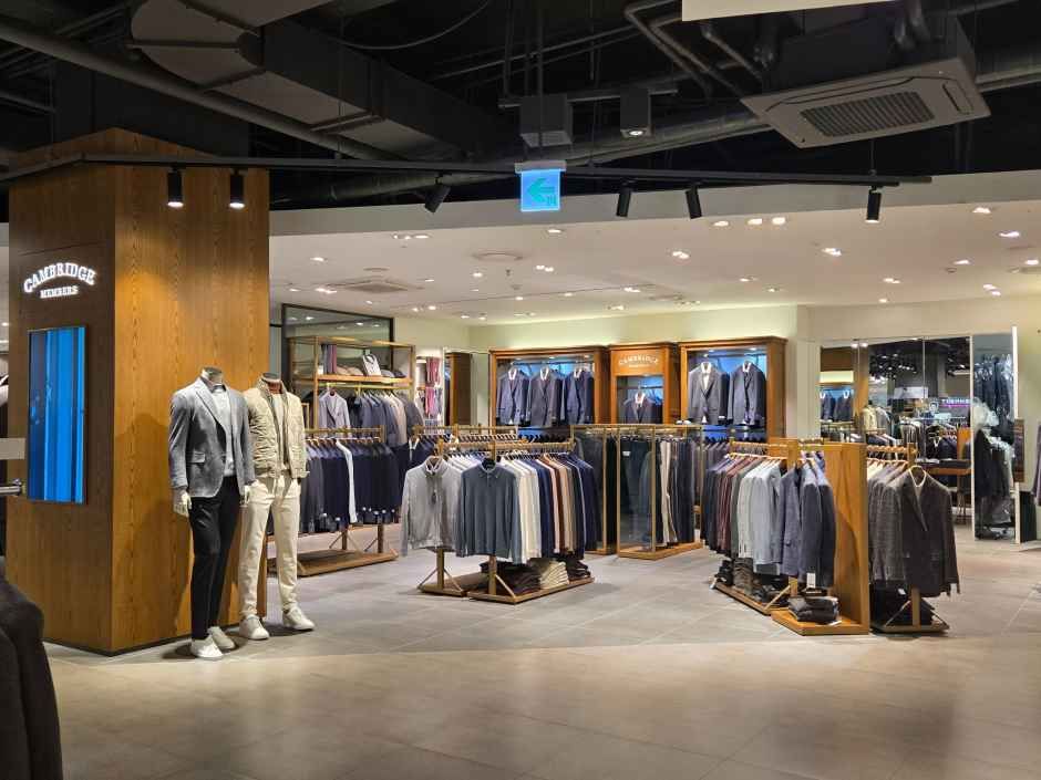 캠브리지멤버스 현대아울렛 가든파이브점