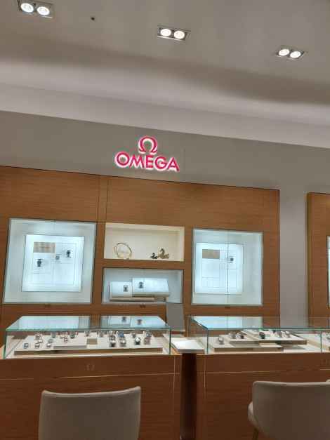 [事後免税店] OMEGA（オメガ）・新世界百貨店センタムシティ店(오메가 신세계백화점 센텀시티점)