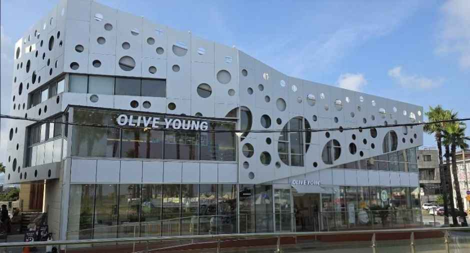 Olive Young - Jeju Hamdeok-ri Branch [Tax Refund Shop](올리브영 제주함덕점)