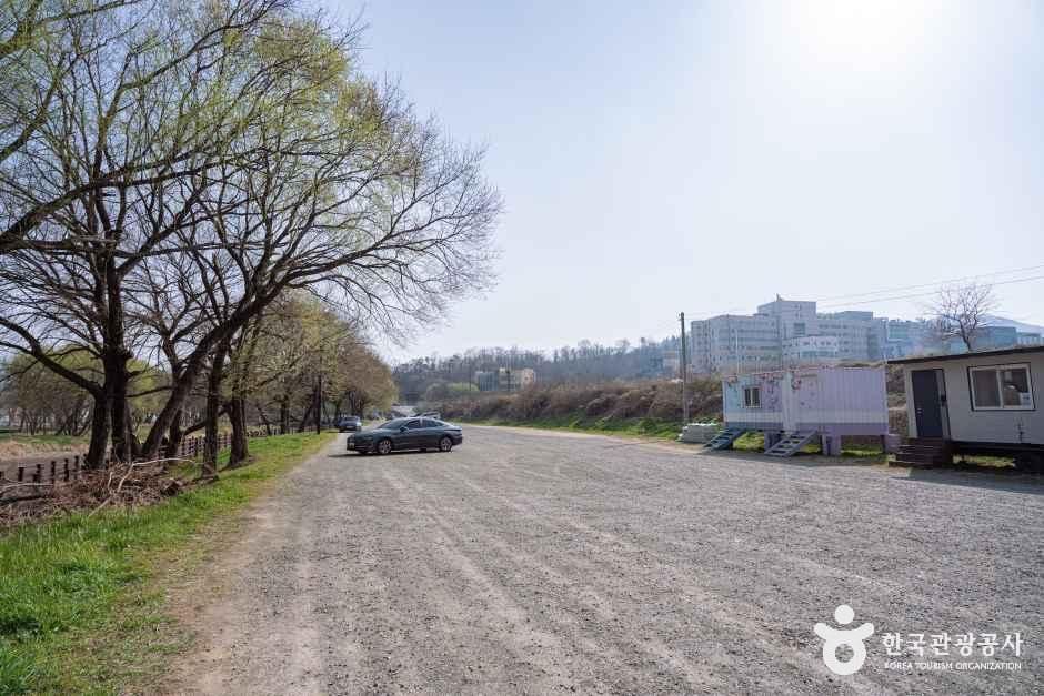 경북_경주_금장대 수변공원_외부_3.jpg