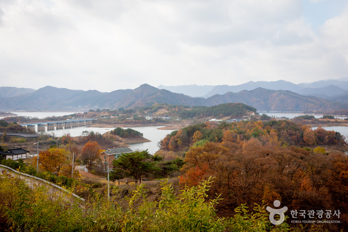 龍潭湖