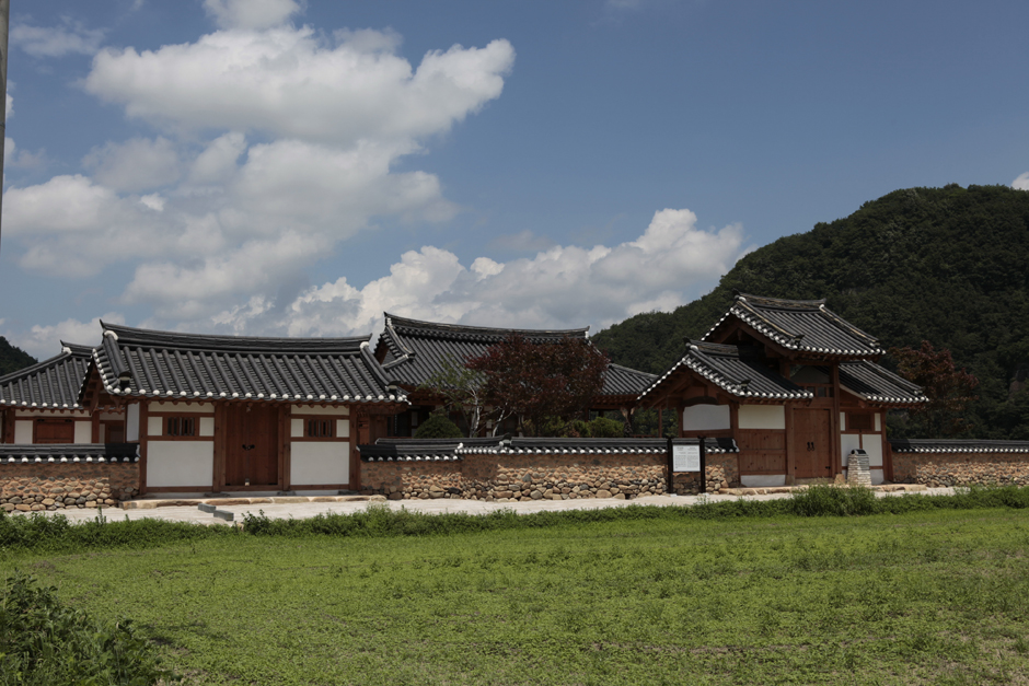 Eupcheongjeong Pavilion (Sancheong)