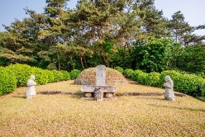 이정구선생묘 및 삼세신도비