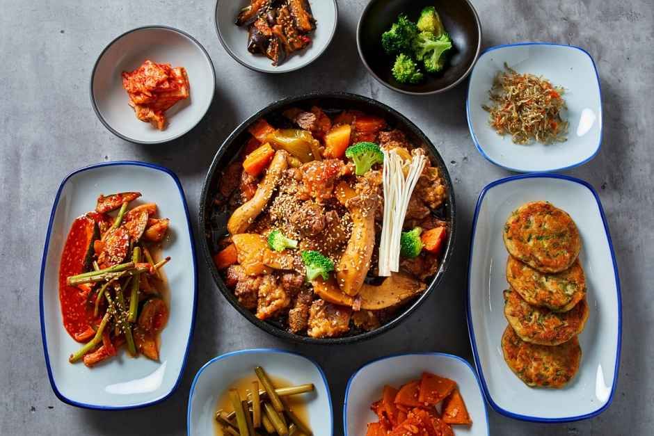 チャンスハヌルソ仁寺店(장수하늘소 인사점)