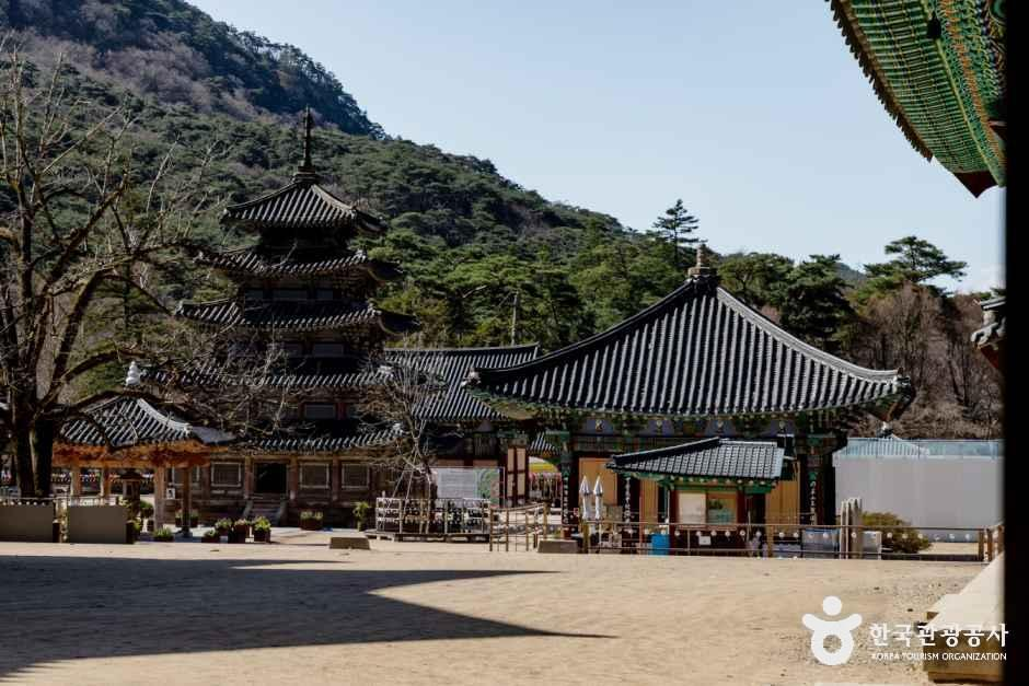 충북_보은_보은 법주사 [유네스코 세계유산]_외부_1.png