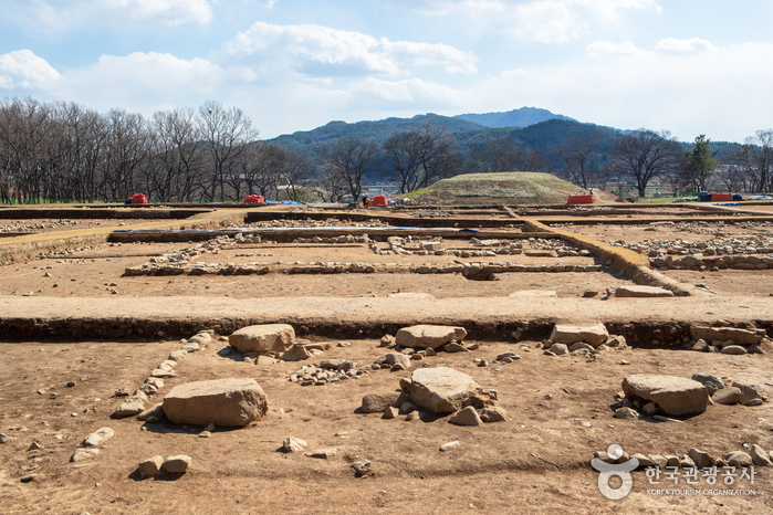 Gyeongju Wolseong Palace Site Banwolseong Fortress