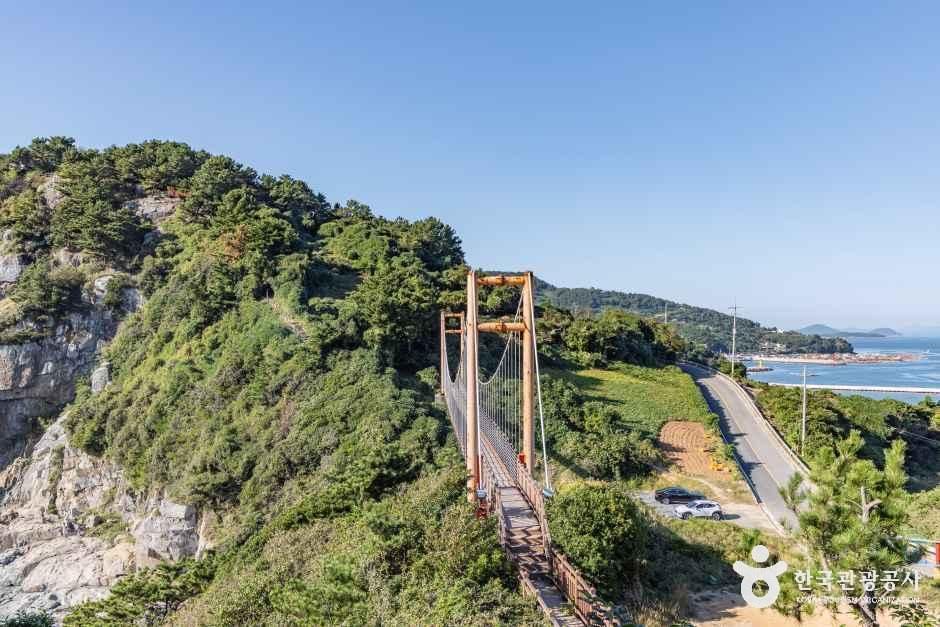 욕지도 출렁다리