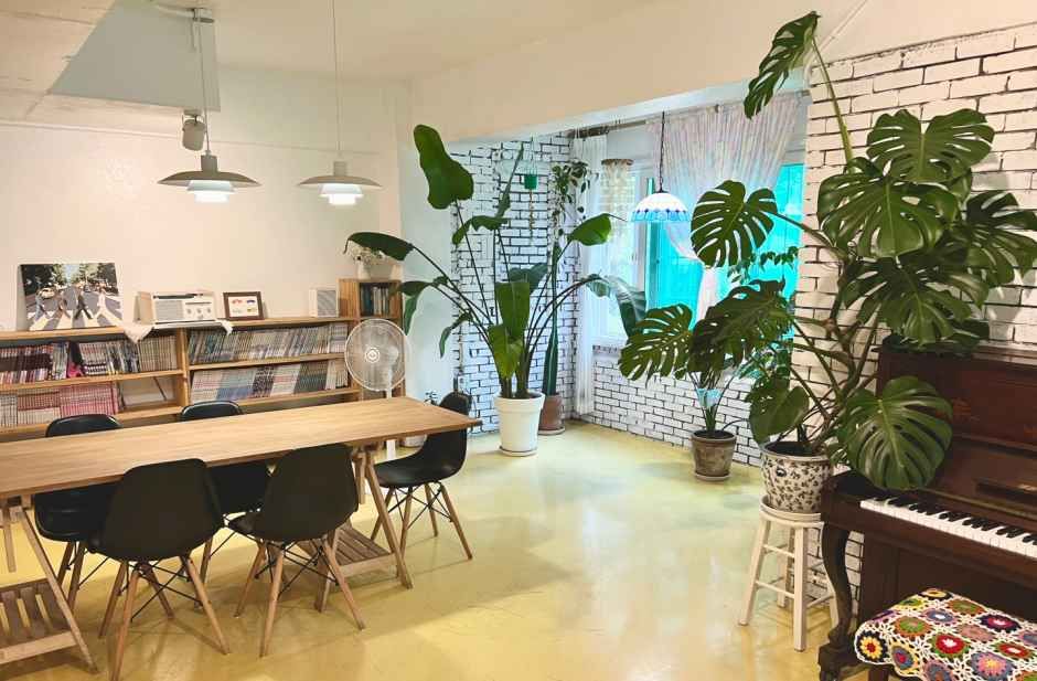 홍천_아레나펜션_공용휴게실 (2).jpg