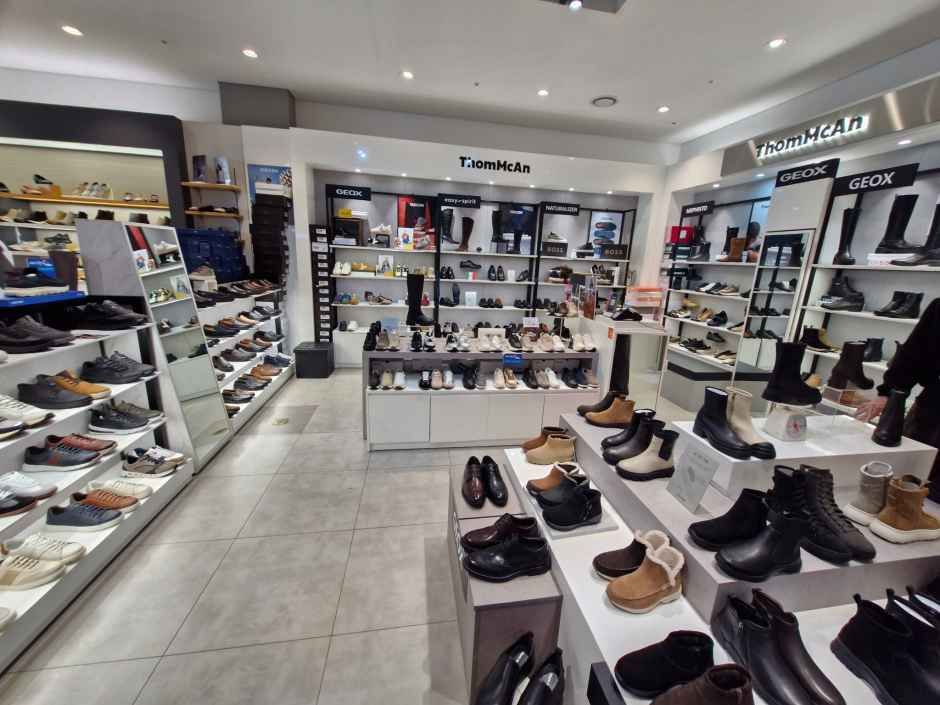 [事後免税店] トムマッキャン・現代プレミアムアウトレットキンポ（金浦）店(톰맥캔 현대프리미엄아울렛 김포점)