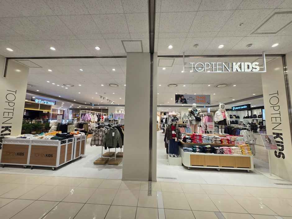 [事後免税店] TOPTEN（トップテン）キッズ・ロッテアウトレットクリ（九里）店(탑텐키즈 롯데아울렛 구리점)