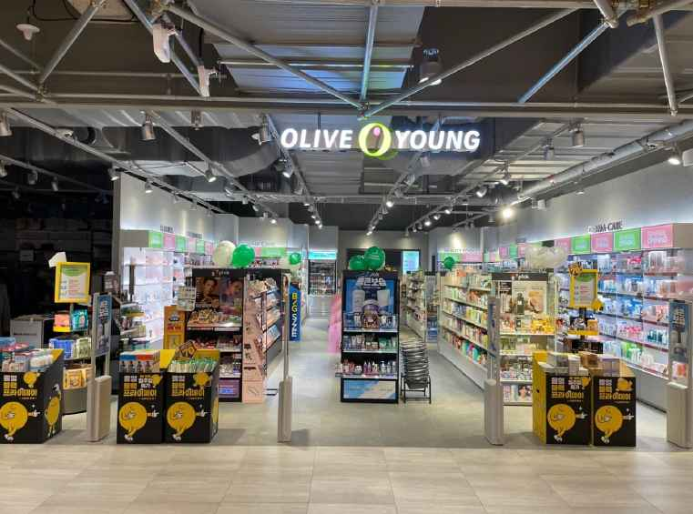 올리브영 수원AK역사점