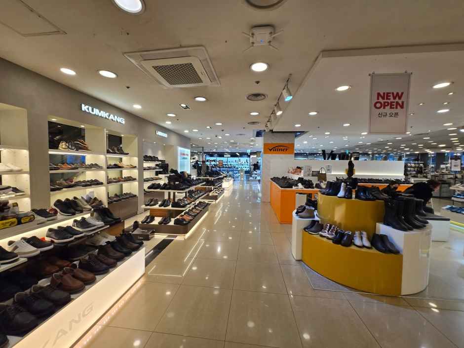 NC Department Store Yatap Branch[Tax Refund Shop](NC백화점 야탑점)