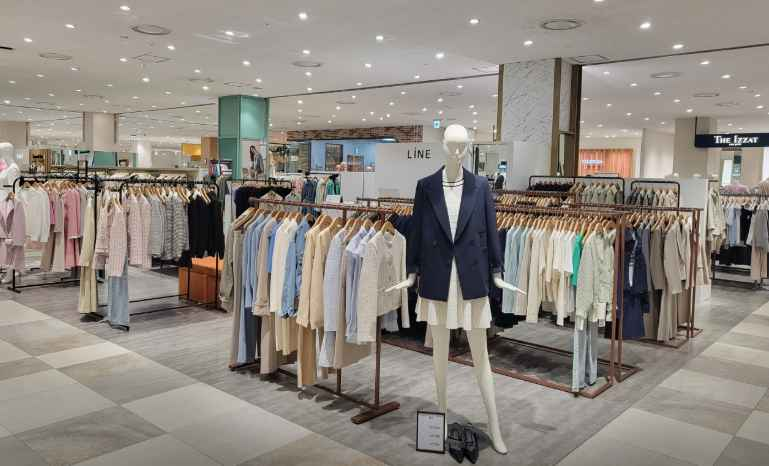 [事后免税店]LINE 乐天奥特莱斯南岳店(라인 롯데아울렛 남악점)