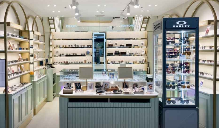 Hyeondae Gunae Eyewear [Tax Refund Shop](현대구내안경)