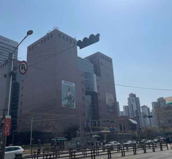 Pomellato Shinsegae Department Store Gangnam Branch [Tax Refund Shop](포멜라토 신세계백화점 강남점)