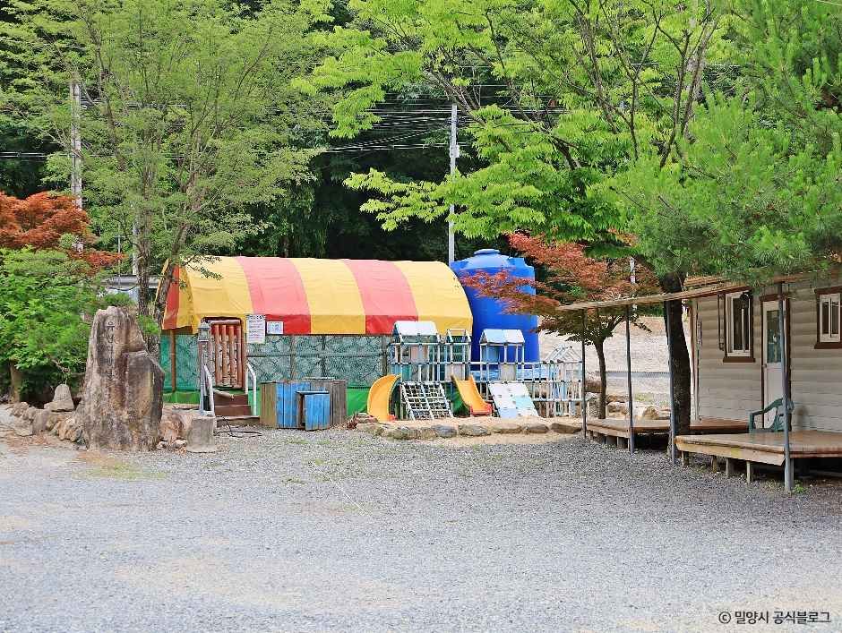 밀양_밀양 유원지 오토캠핑장 (7).jpg