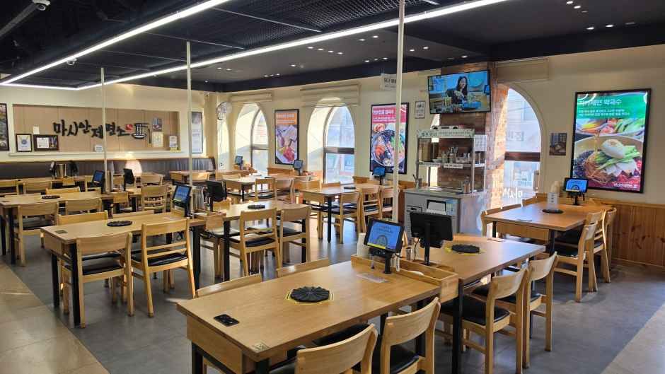 인천_마시안제면소 칼국수 영종도본점 (4).jpg