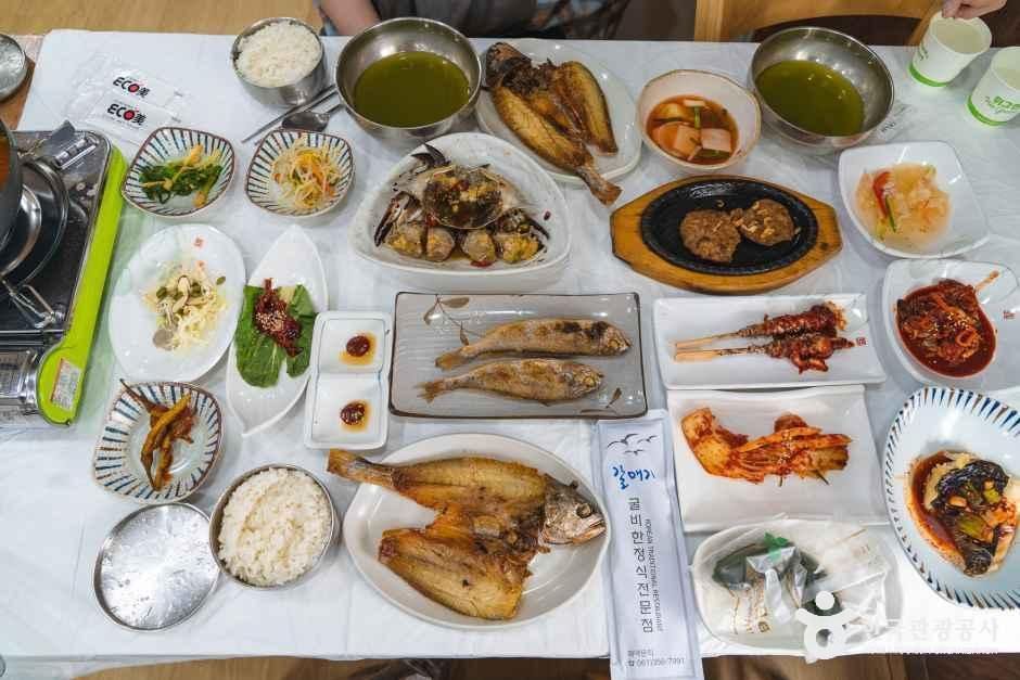 갈매기식당