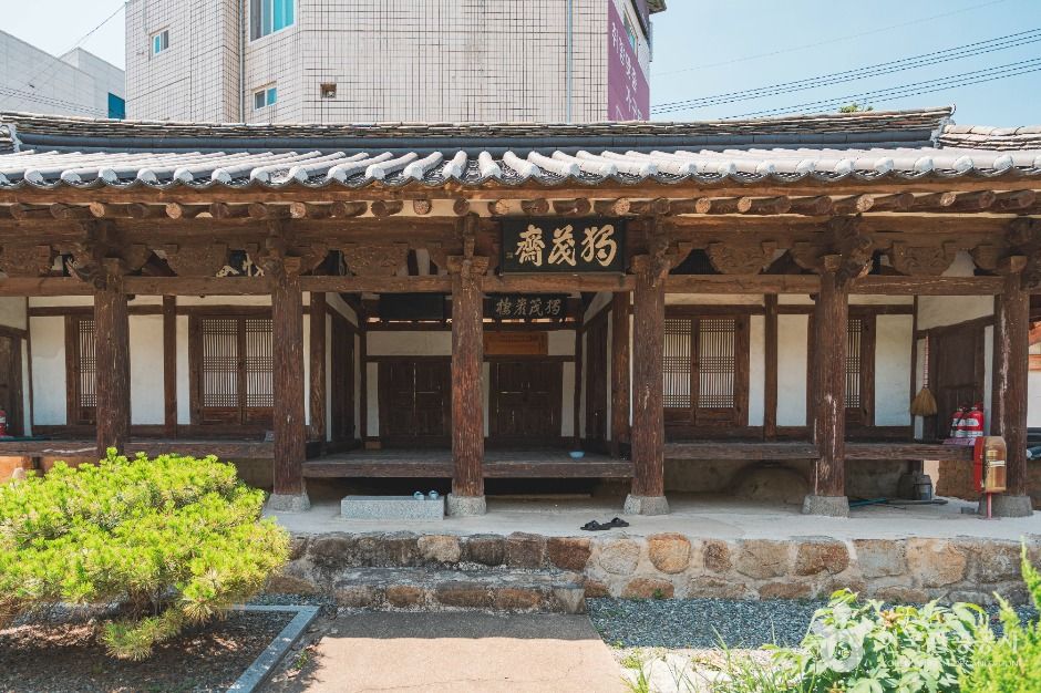 独舞峙