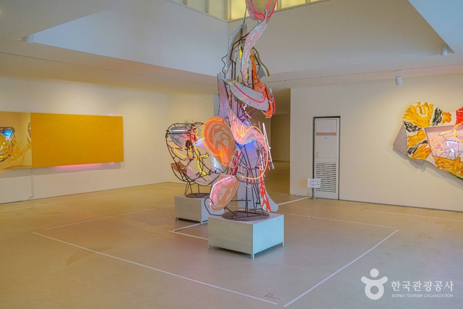 Moran Art Museum