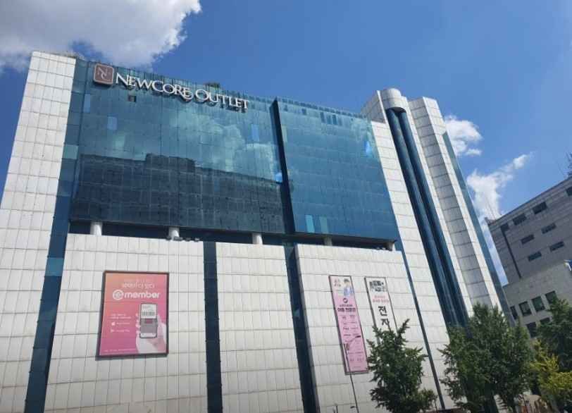CC collect. - Newcore Outlets Ilsan Branch [Tax Refund Shop](씨씨콜렉트 뉴코아아울렛 일산점)