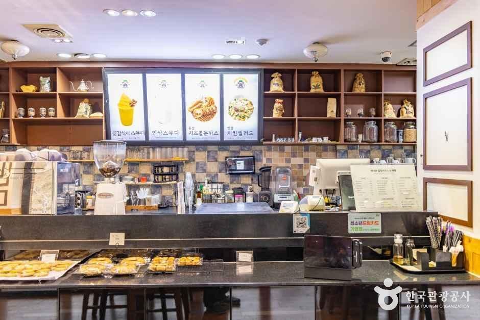 마이산힐링하우스 앤 카페