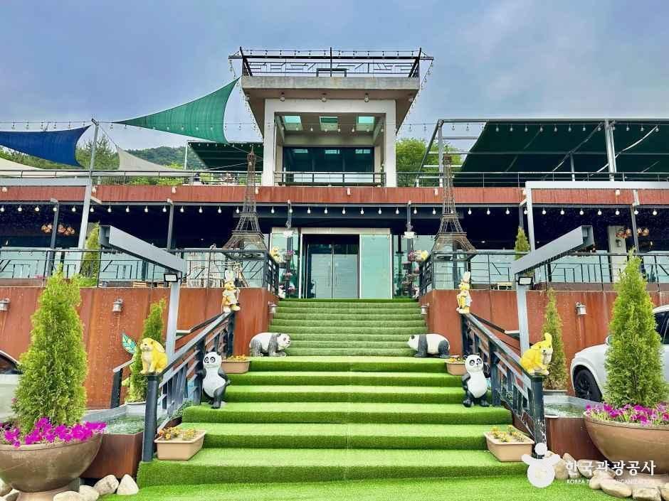 꽃밭머리 전망대