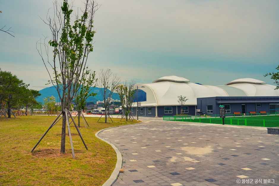 음성생활체육공원