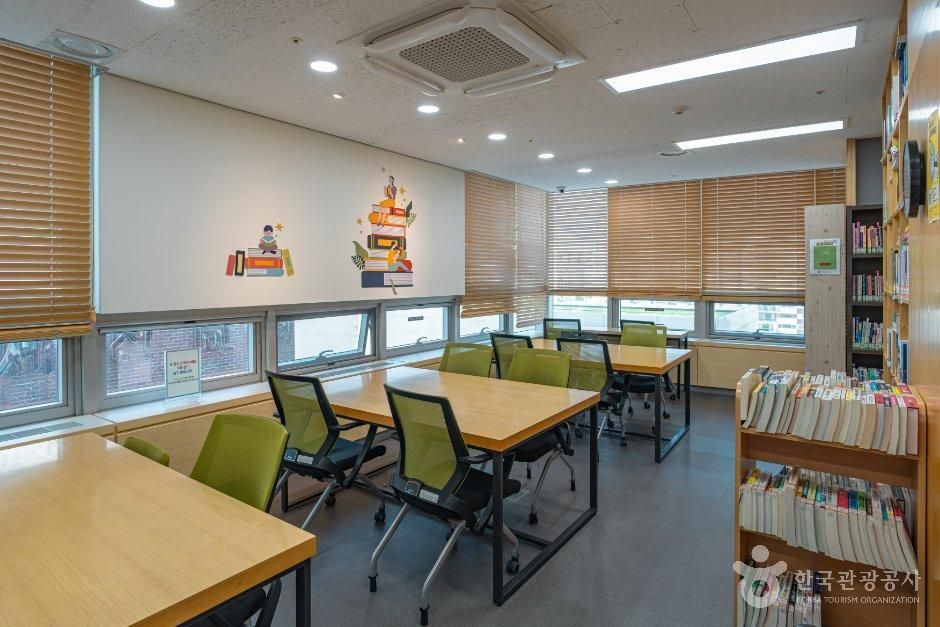 서울_양천구_양천구 영어특성화도서관 (2).jpg