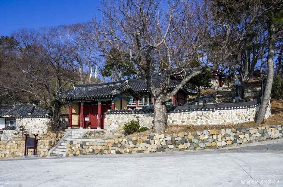 Musa Temple (Namhae)