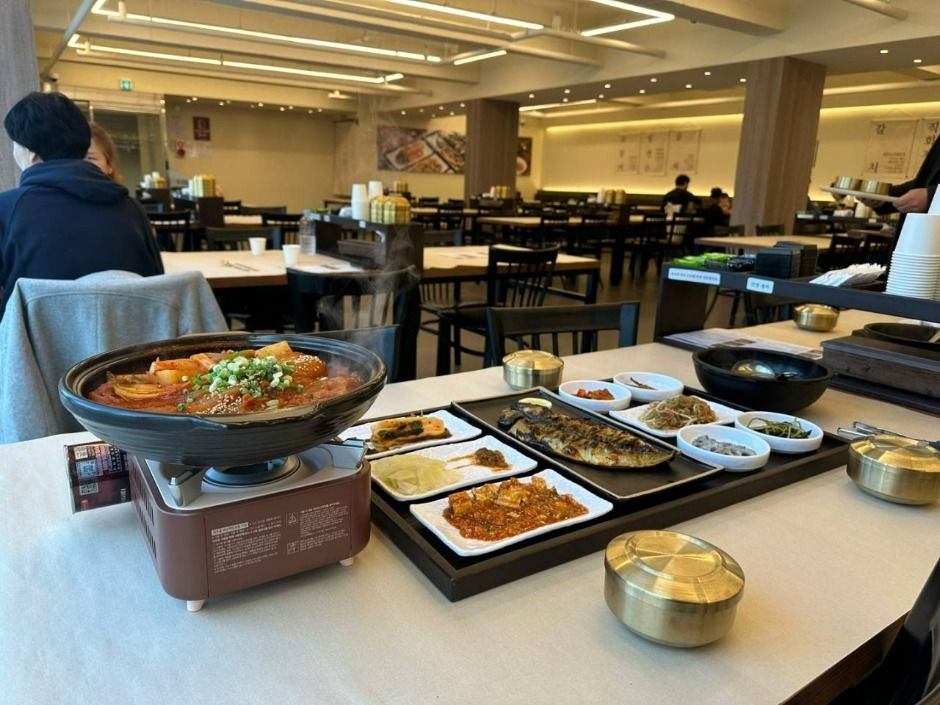 釜山浮起的鲭鱼 海云台总店