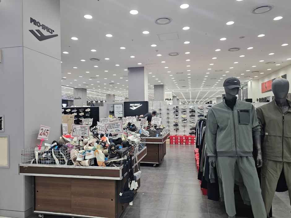 プロスペックス モダアウトレット 仁川店