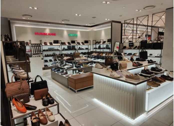 [事後免税店] クムガン製靴・現代テグ（大邱）(금강제화 현대백화점 더현대 대구)