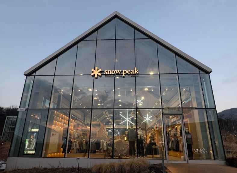 [事後免税店] snow peak（スノーピーク）・ロッテプレミアムアウトレットウィワン（儀王）店(스노우피크 롯데프리미엄아울렛 의왕점)
