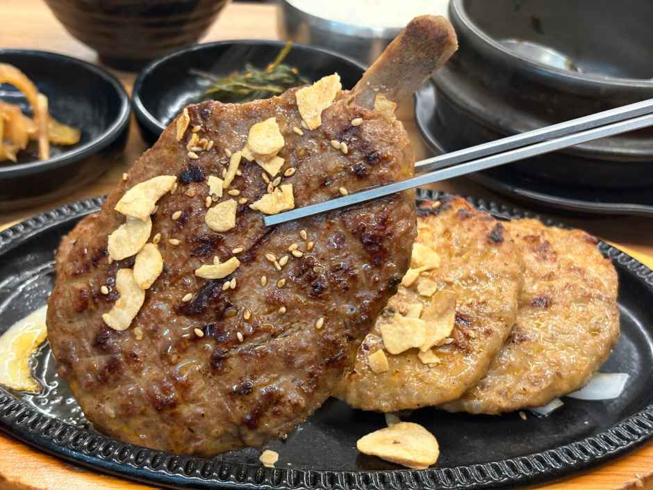のニンニクトッカルビ定食