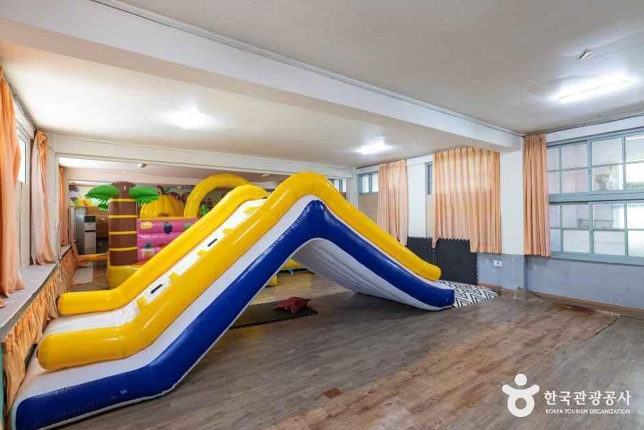 제천패밀리오토캠핑장