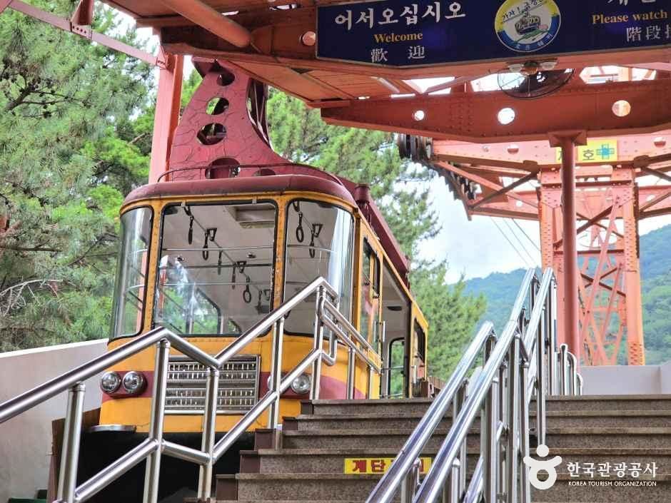 부산_동래_금강공원_외부_3.jpg