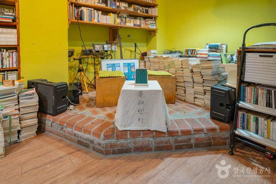 대구_수성구_물레책방 (5).jpg