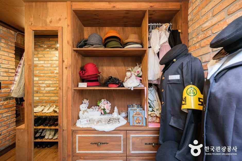 이팔청춘사진관