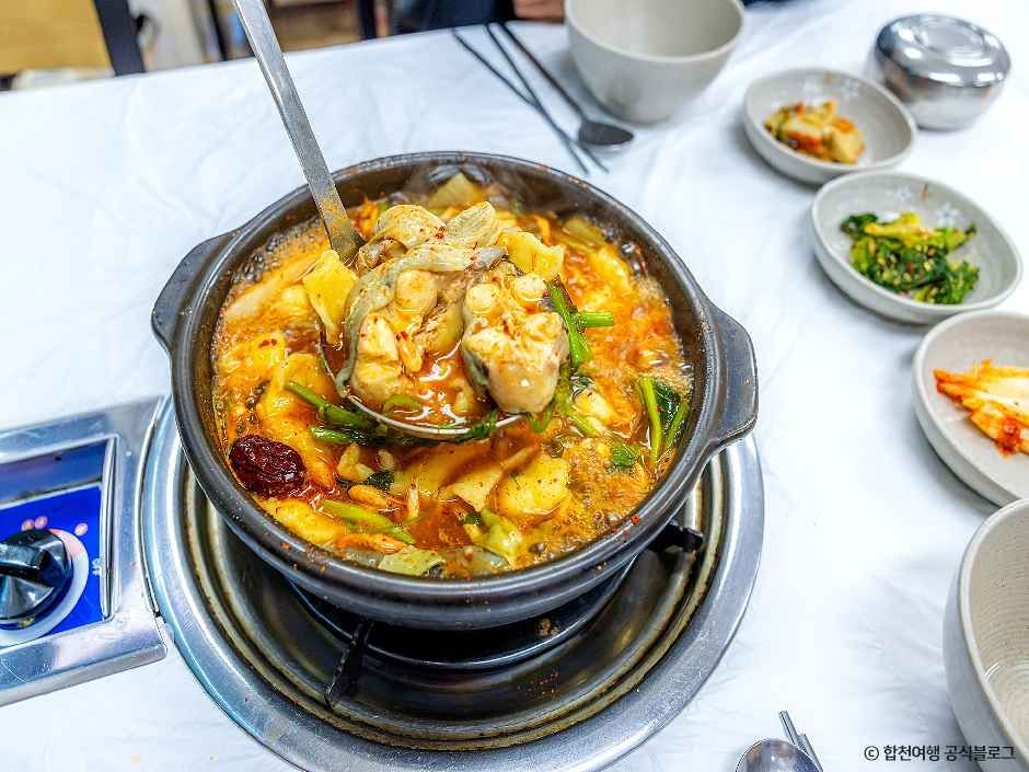 합천_약천메기탕 (5).jpg