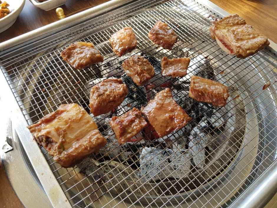 포천_이동강변갈비 (9).jpg