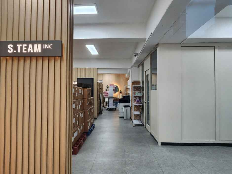 S.Team INC [Tax Refund Shop](에스팀아이앤씨)