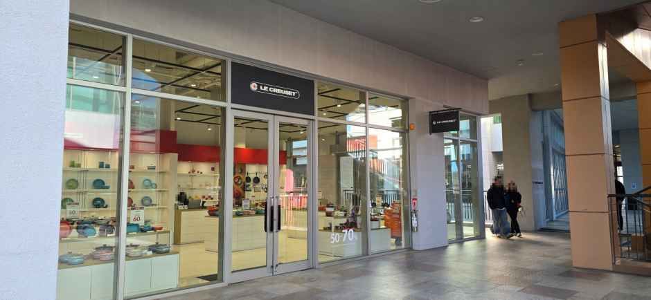 르크루제 롯데프리미엄아울렛 김해점