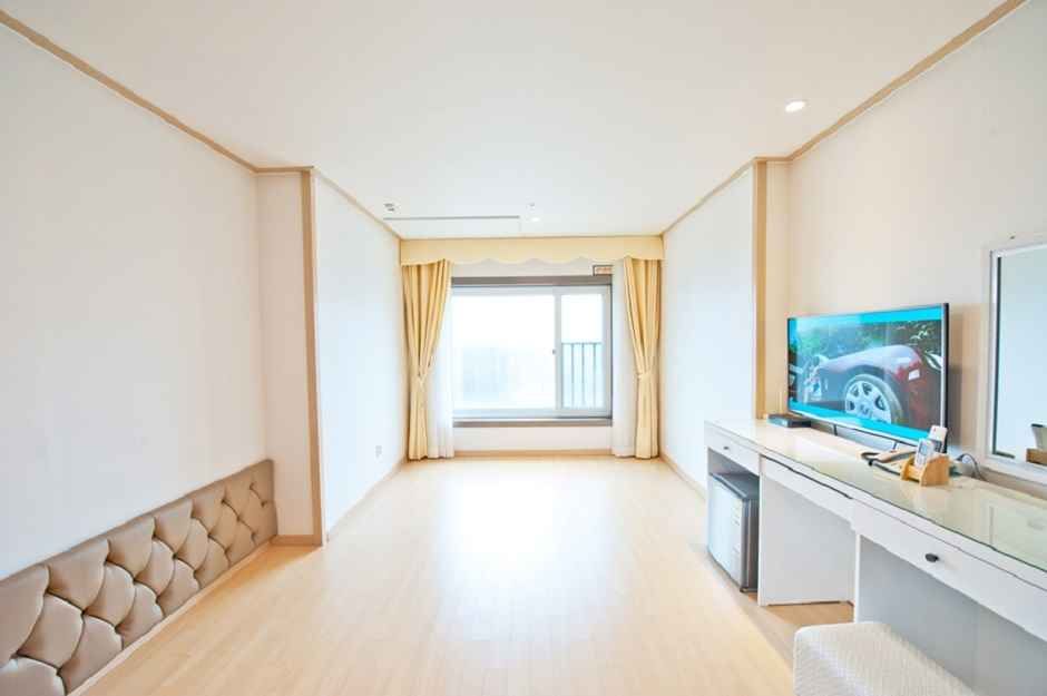 안산_대부도관광호텔마리나_온돌원룸형 (1).jpg