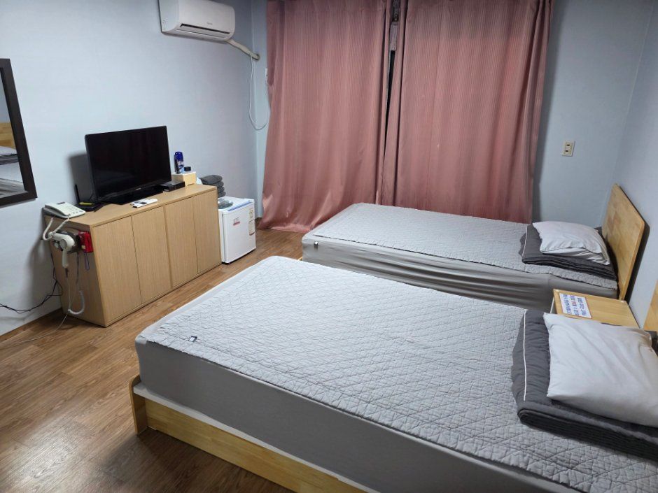 인천_아일랜드캐슬_2인침대 (1).jpg