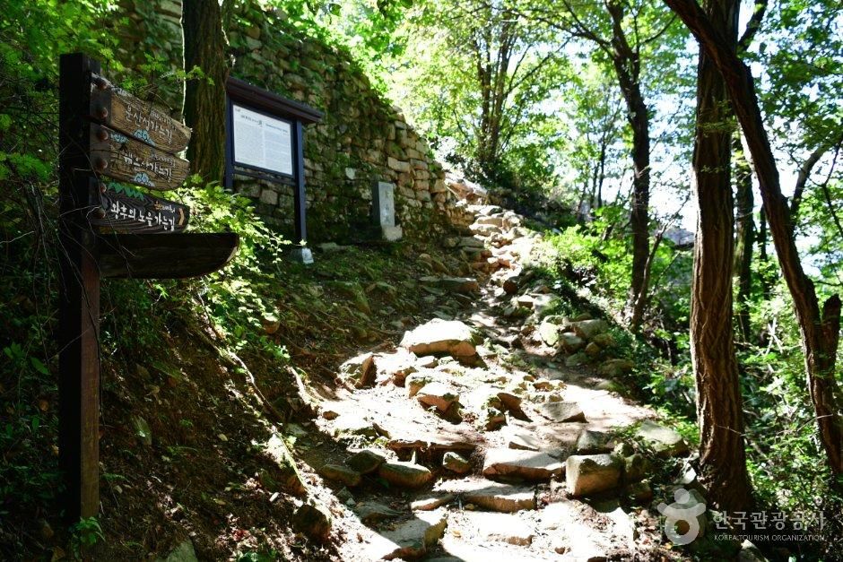 경남_김해_분산성_외부_8.JPG