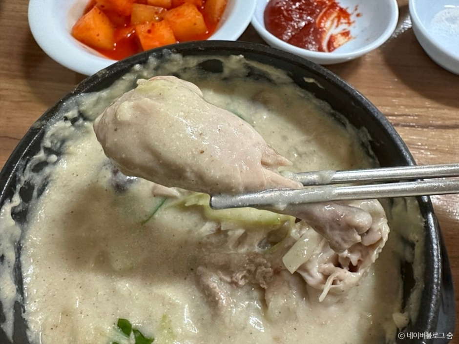 元祖ホスサムゲタン（원조호수삼계탕） : 韓国観光公社公式サイト