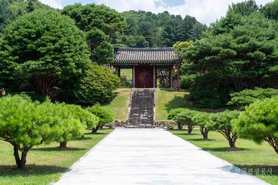 論介祠堂