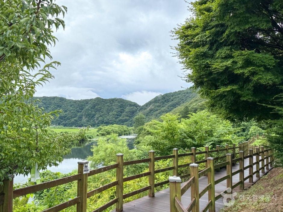 추령천