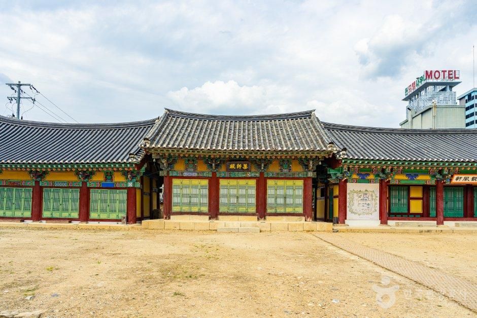 강원_영월군_자규루 및 관풍헌 (2).jpg